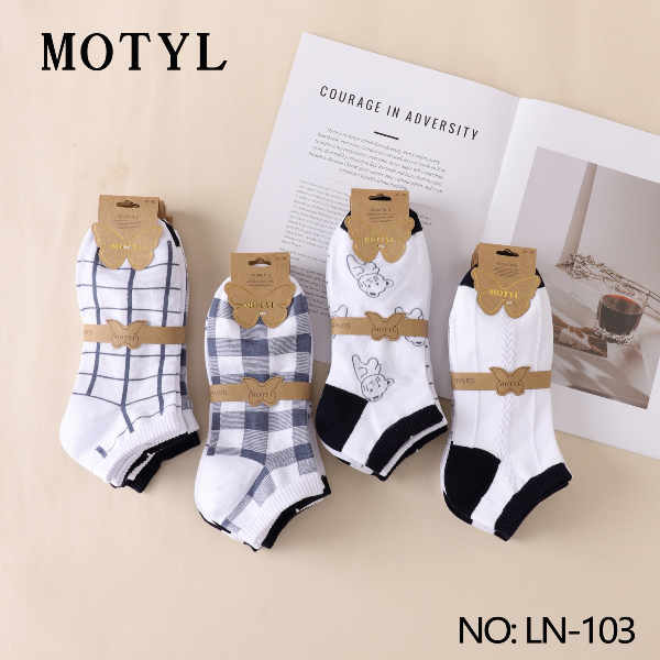 Skarpety damskie Roz 35-42, Mix kolor Paczka 40 szt